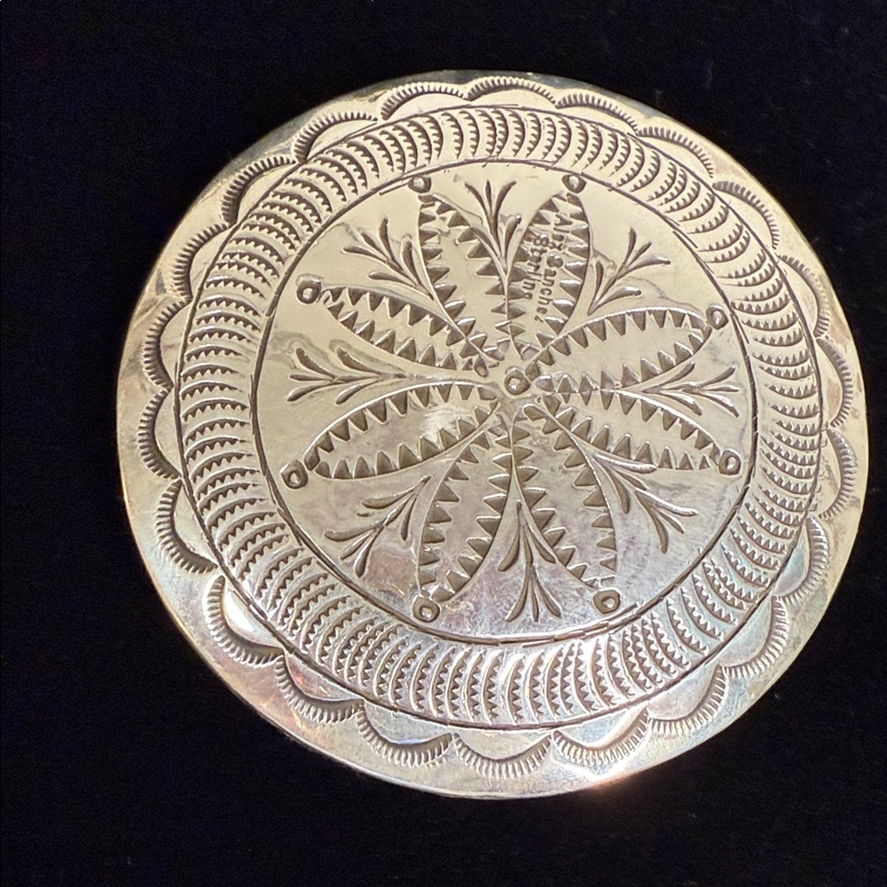 Alex Sanchez heavy gauge Silver and Royston Turquoise Seed Box with Sea Motifs - Picture 3 of 7
